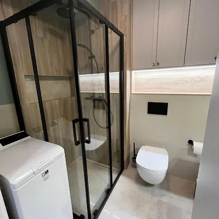 Luksusowy Przy Plazy * גרצי'יבובו